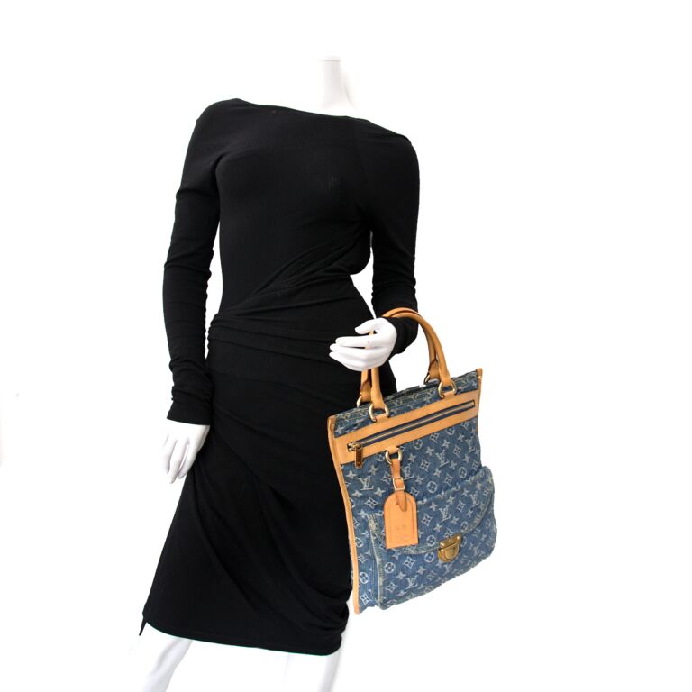 Louis Vuitton Blue Denim Monogram Sac Plat Tote Bag ○ Labellov