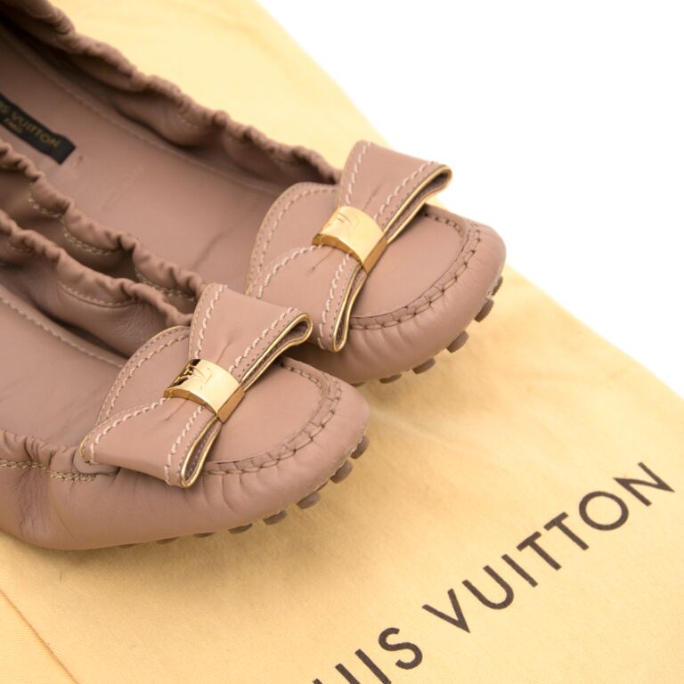 Louis Vuitton Bow Loafers