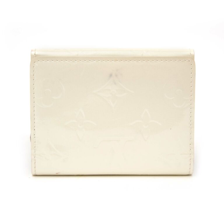 Louis Vuitton White Monogram Vernis Elise Wallet ○ Labellov