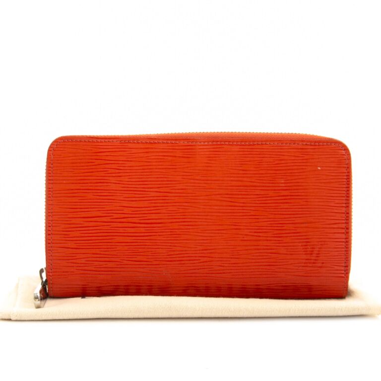 Zippy leather wallet Louis Vuitton Orange in Leather - 24117690