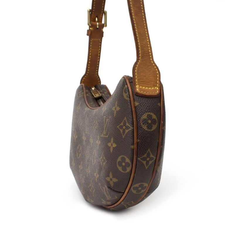 Louis Vuitton Monogram Croissant MM Shoulder Bag ○ Labellov