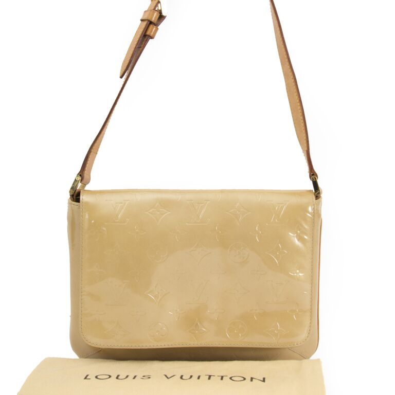 Louis Vuitton Vernis Monogram Thompson Street Shoulder Bag