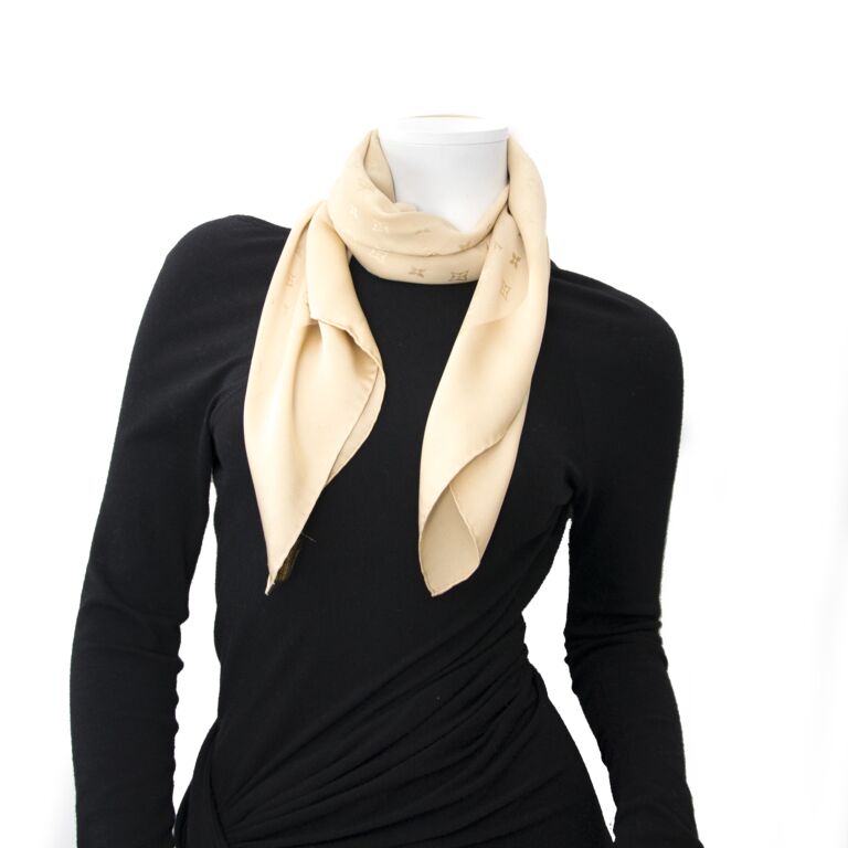 Louis Vuitton Ecru Silk Wool Monogram Scarf ○ Labellov ○ Buy and