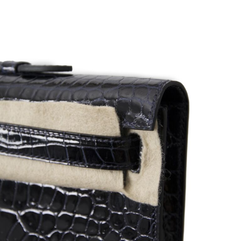 HERMES Shiny Porosus Crocodile Kelly Cut Pochette Colvert 810891