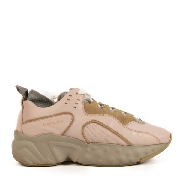 Shop safe online at Labellov in Antwerp, Brussels and Knokke this 100% authentic second hand Acne Studios Pink Manhattan Sneakers - size 41
