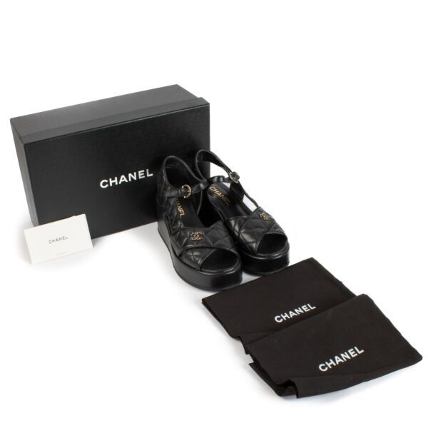 Chanel 23A Black Quilted CC Platform Sandals - Size 39