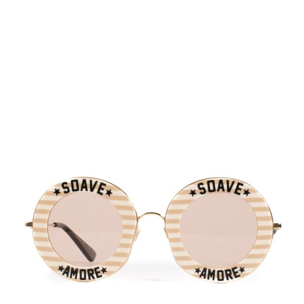 Shop safe online at Labellov in Antwerp, Brussels and Knokke these 100% authentic second hand Gucci Round Soave Amore Sunglasses