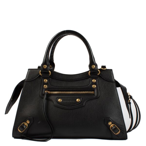 shop 100% authentic second hand Balenciaga Black Neo Classic Small Citybag on Labellov.com