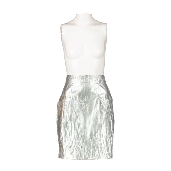 Shop second hand Chanel P47766 Silver Skirt on www.labellov.com