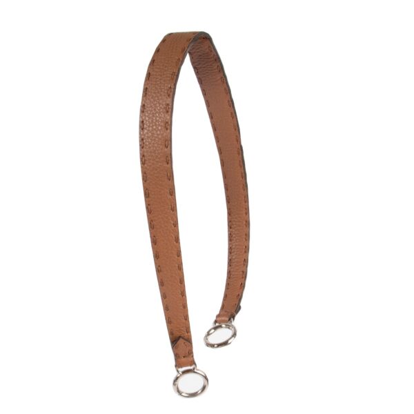 Buy an authentic second hand Fendi Brown Leather Shoulder Strap in very good condition at Labellov.com 