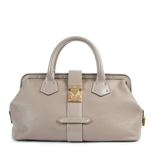 Louis Vuitton Taupe Leather Clochette ○ Labellov ○ Buy and Sell