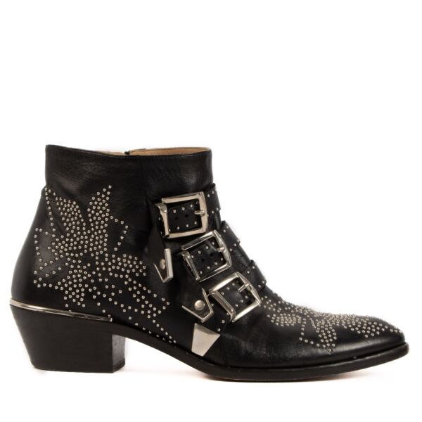 Shop 100% authentic second-hand Chloé Black Susanna Boots on Labellov.com