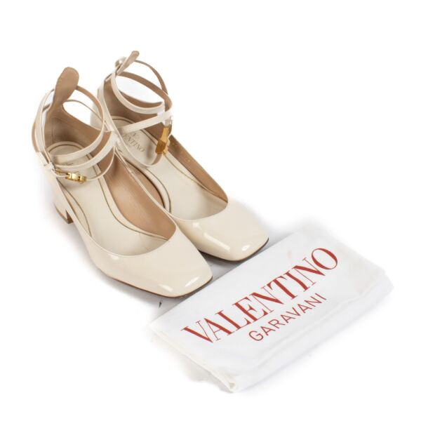 Valentino Garavani White Patent Tan-Go Heels - Size 37