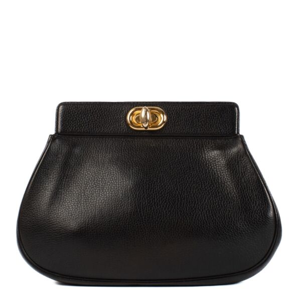 shop 100% authentic second hand Delvaux Vintage Black Leather Turnlock Clutch on Labellov.com