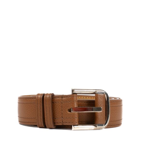Shop safe online at Labellov in Antwerp and Knokke this 100% authentic second hand Delvaux Brown Leather Slim Belt - Size 100