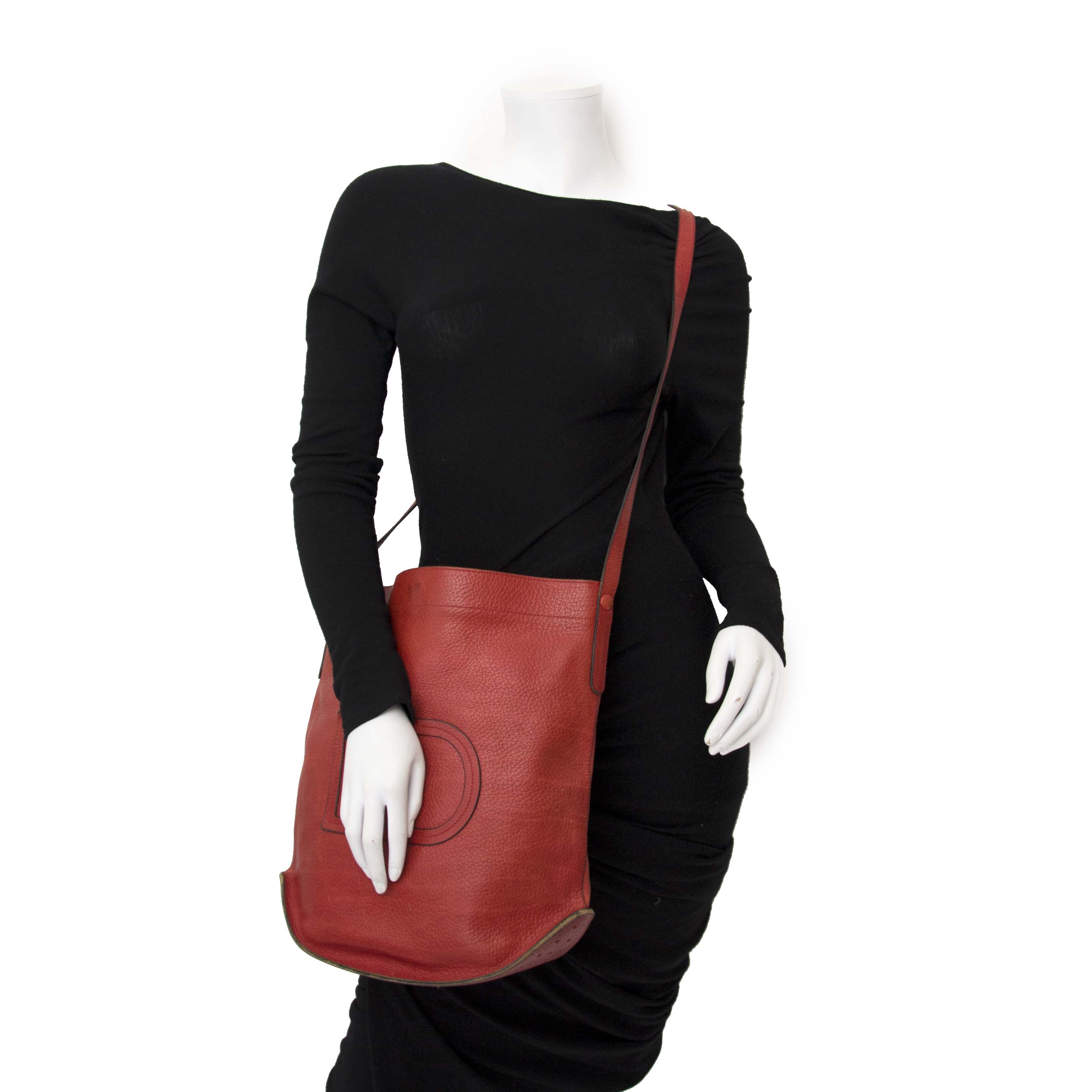 Delvaux Red Le Pin Shoulder Bag at 1stDibs  delvaux le pin price, delvaux  pin bag, delvaux le pin canvas