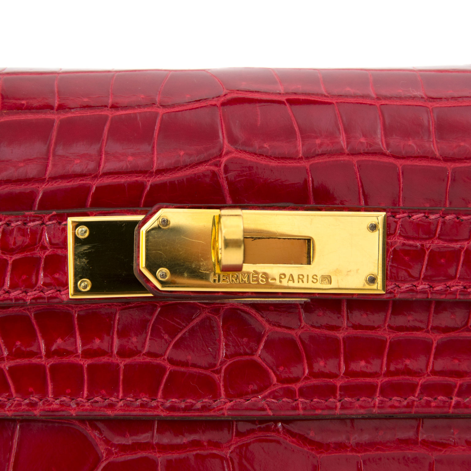 Hermès Kelly 28 Rouge Agathe Crocodile Porosus GHW ○ Labellov ○ Buy and  Sell Authentic Luxury