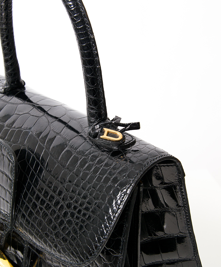 Delvaux Black Croco Brillant MM ○ Labellov ○ Buy and Sell