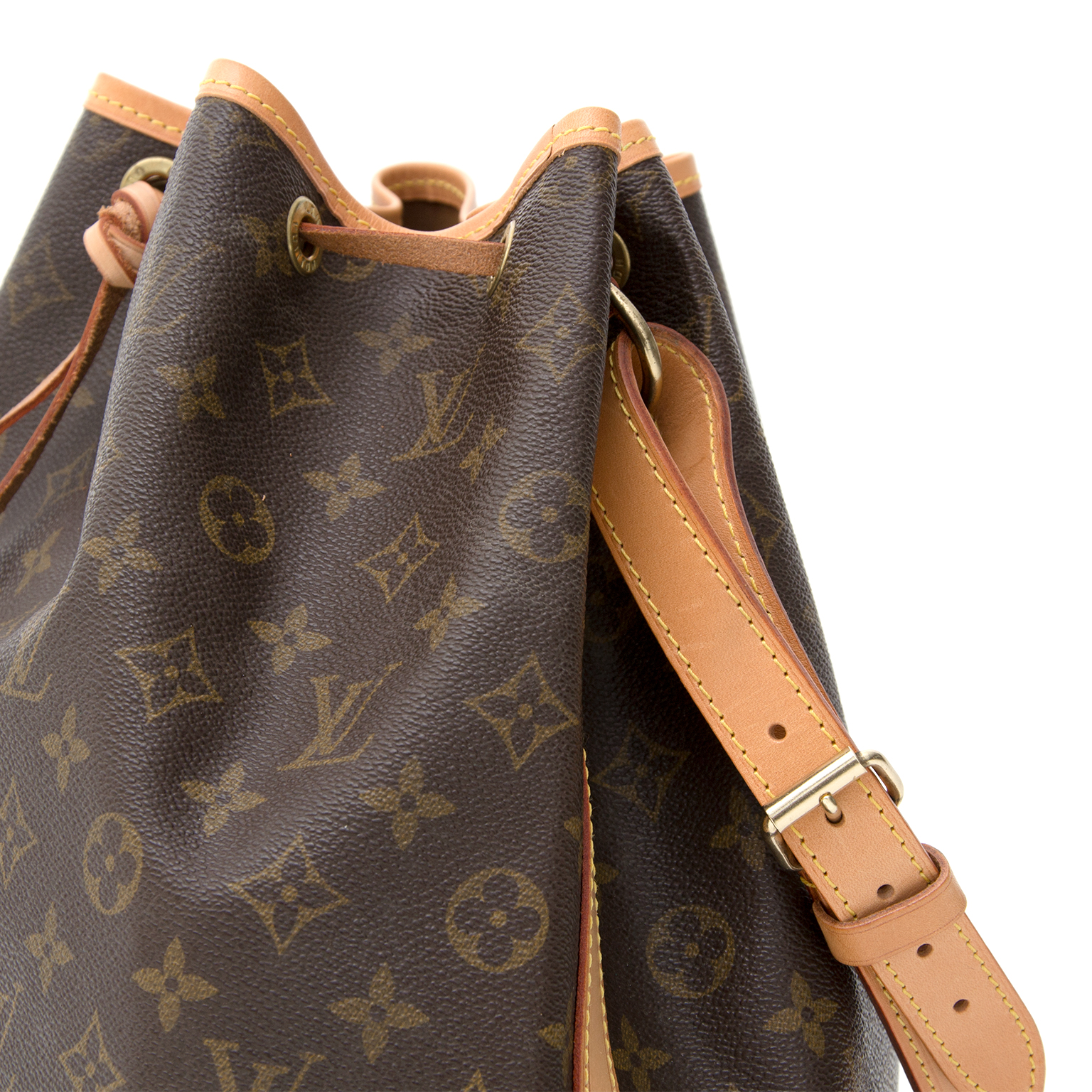 Louis Vuitton Monogram Canvas Noe BB Bucket Bag – Siopaella Designer  Exchange