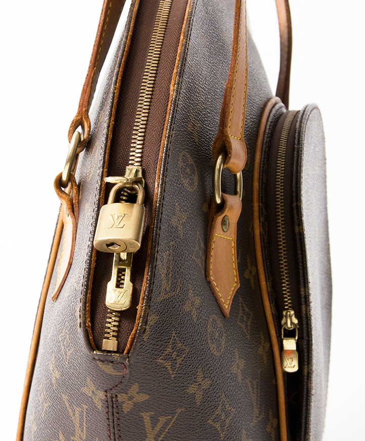 Louis Vuitton Ellipse Monorgram Shoulder Bag GM ○ Labellov ○ Buy and Sell  Authentic Luxury