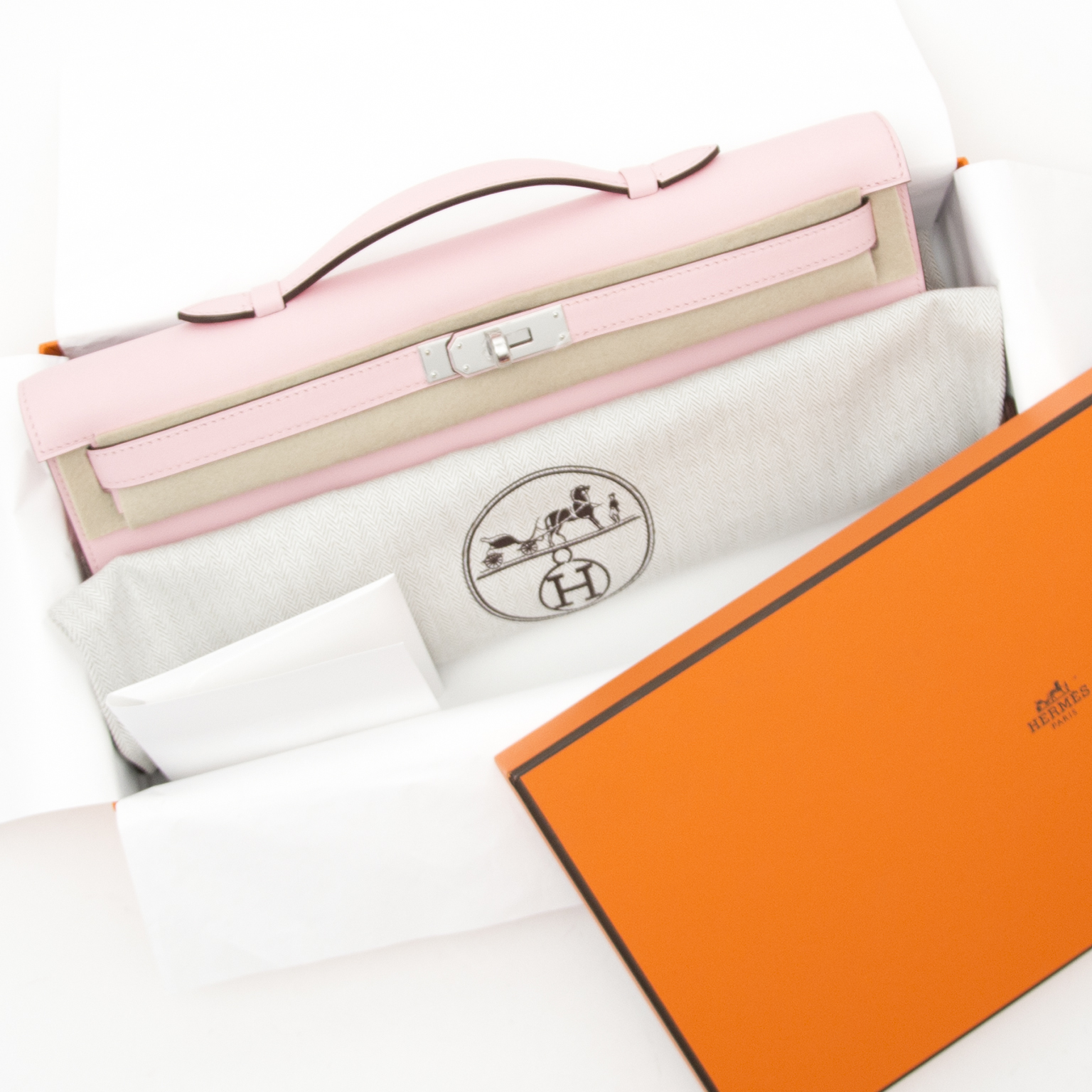 Hermès Kelly Cut Pochette Rose Sakura Swift Phw ○ Labellov ○ Buy