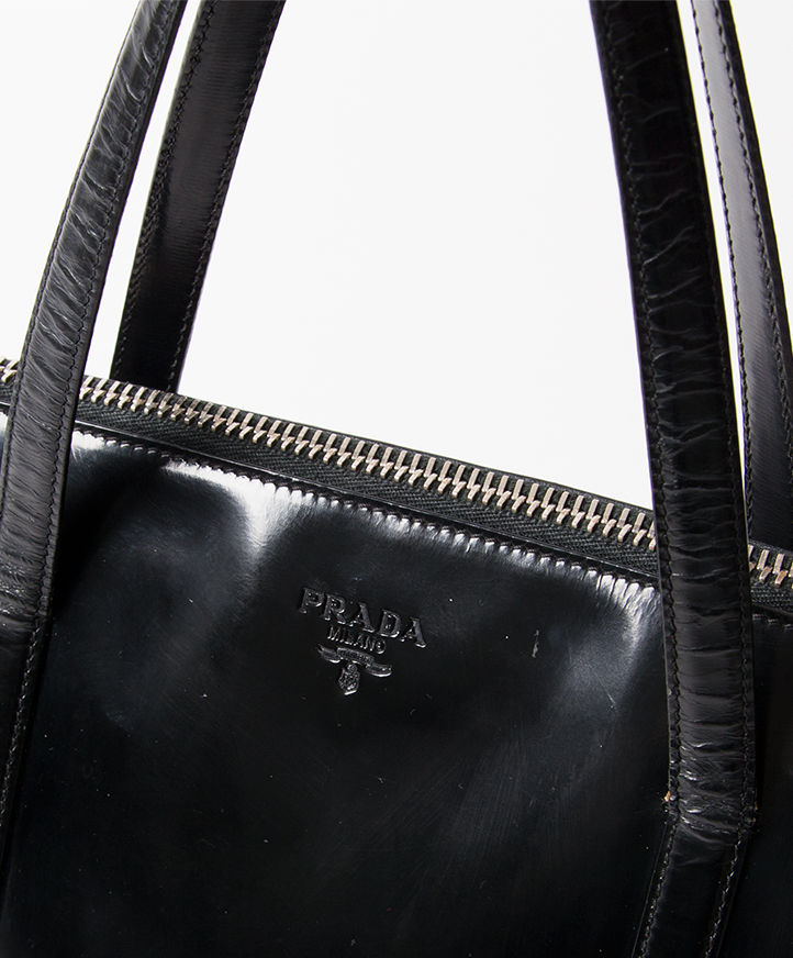 Prada Galleria Black Leather Bag ○ Labellov ○ Buy and Sell Authentic Luxury