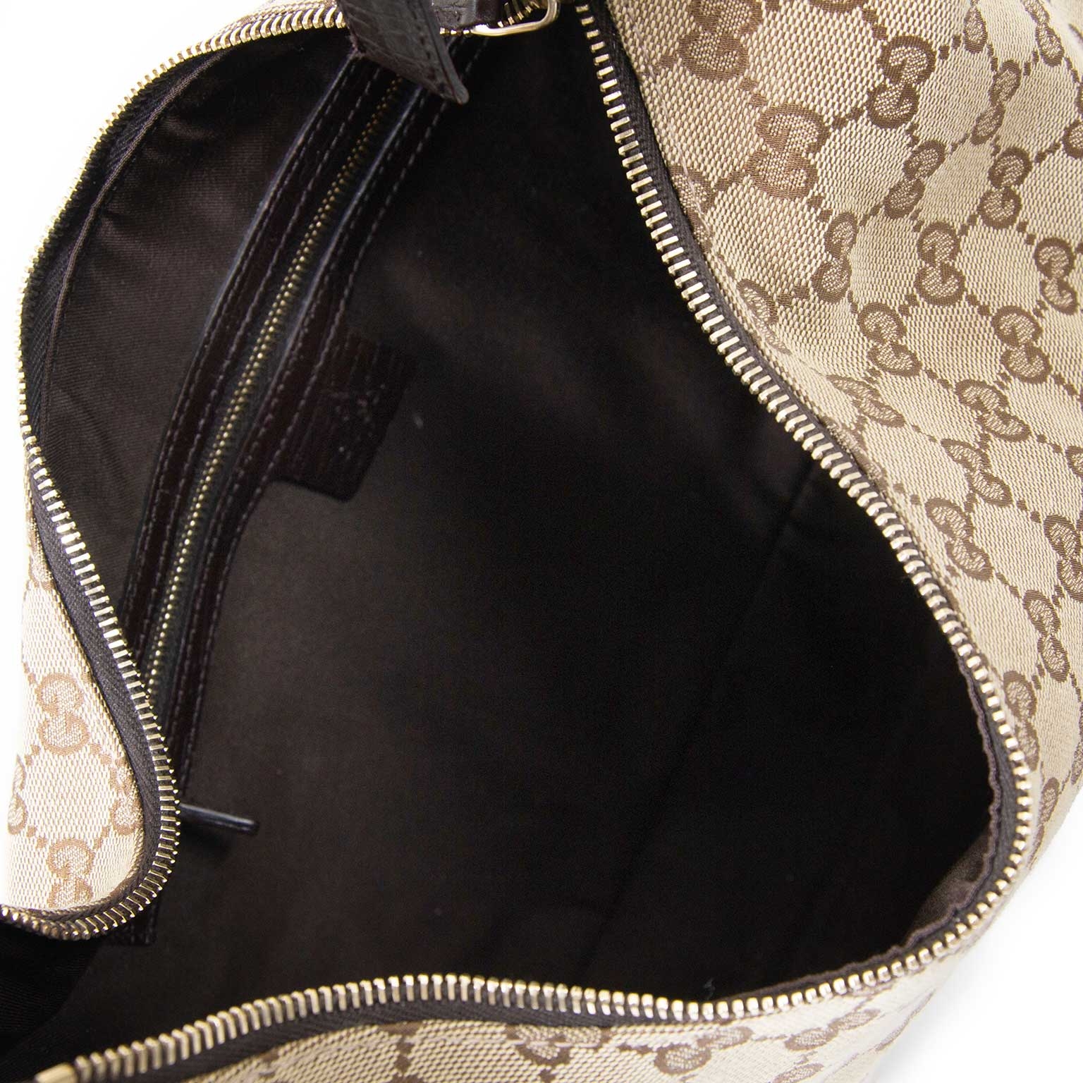 Gucci Black Leather Monogram Large Horsebit Hobo Bag ○ Labellov ○ Buy and  Sell Authentic Luxury