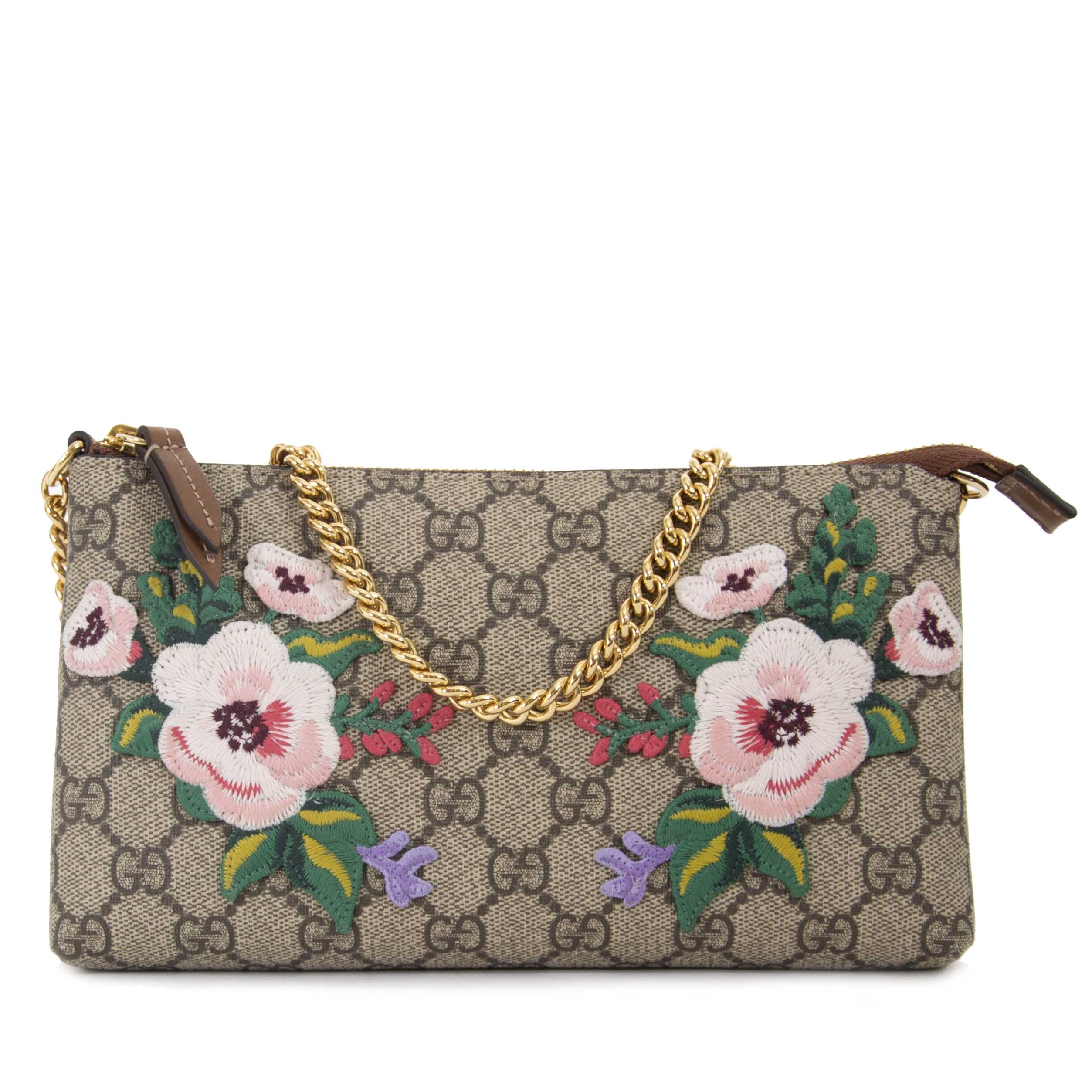 Gucci Monogram Canvas Wallet ○ Labellov ○ Buy and Sell Authentic Luxury