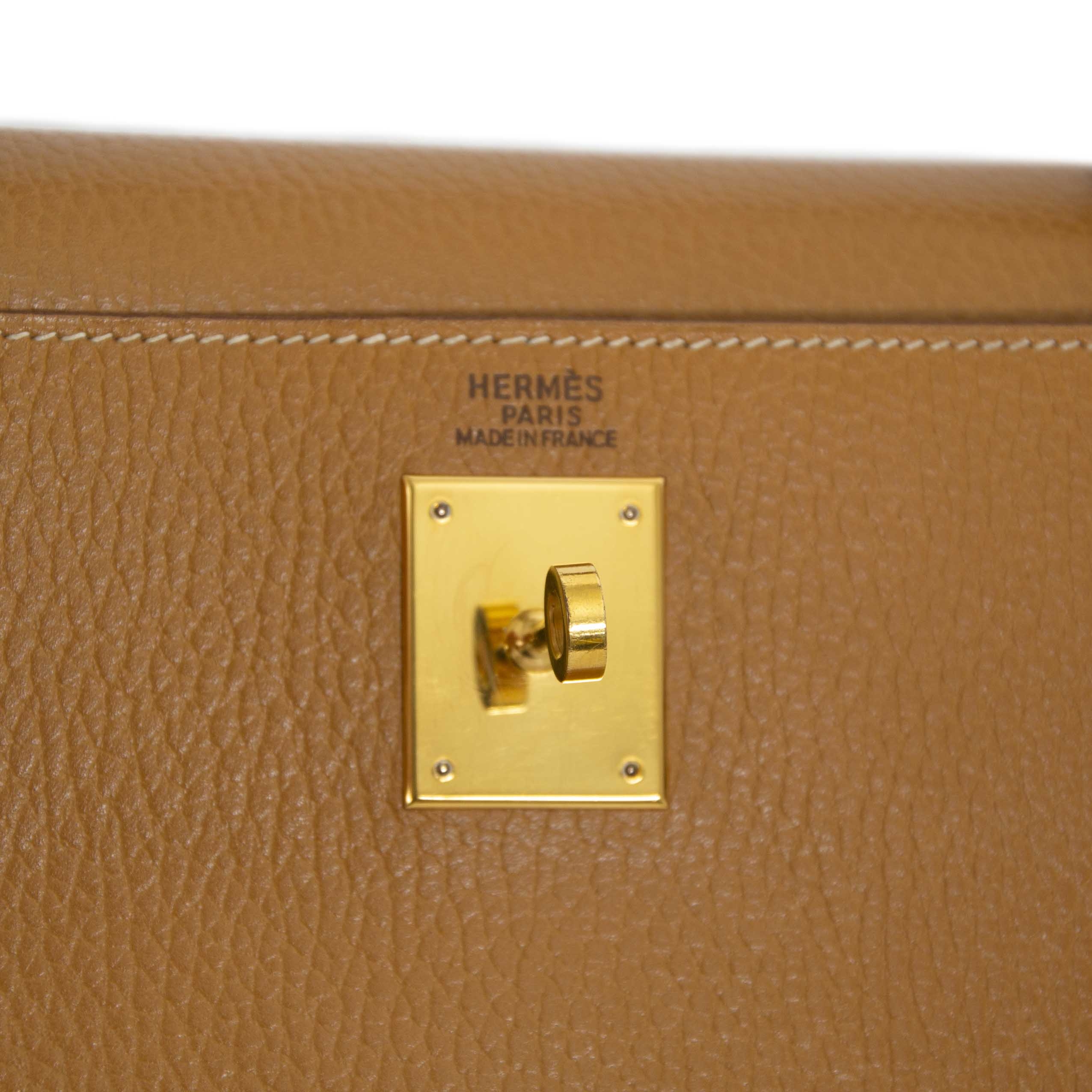 Hermès Gold Ardennes Kelly 40 Retourner ○ Labellov ○ Buy and