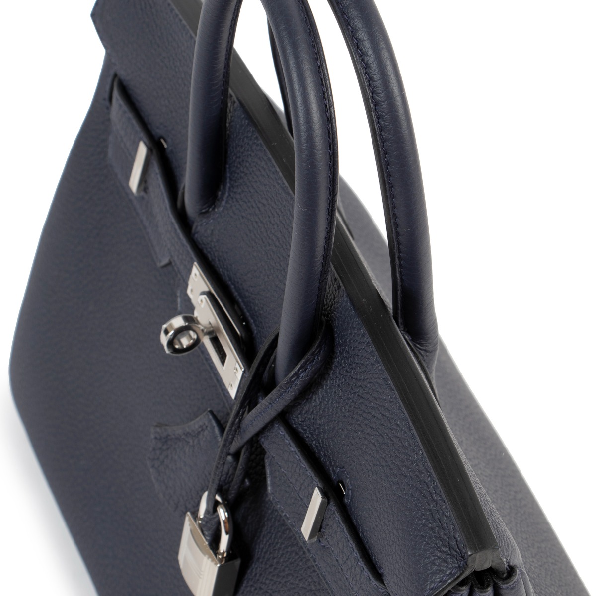 Hermes Birkin 25 Bleu Lin Verso Togo Palladium Hardware – Madison Avenue  Couture