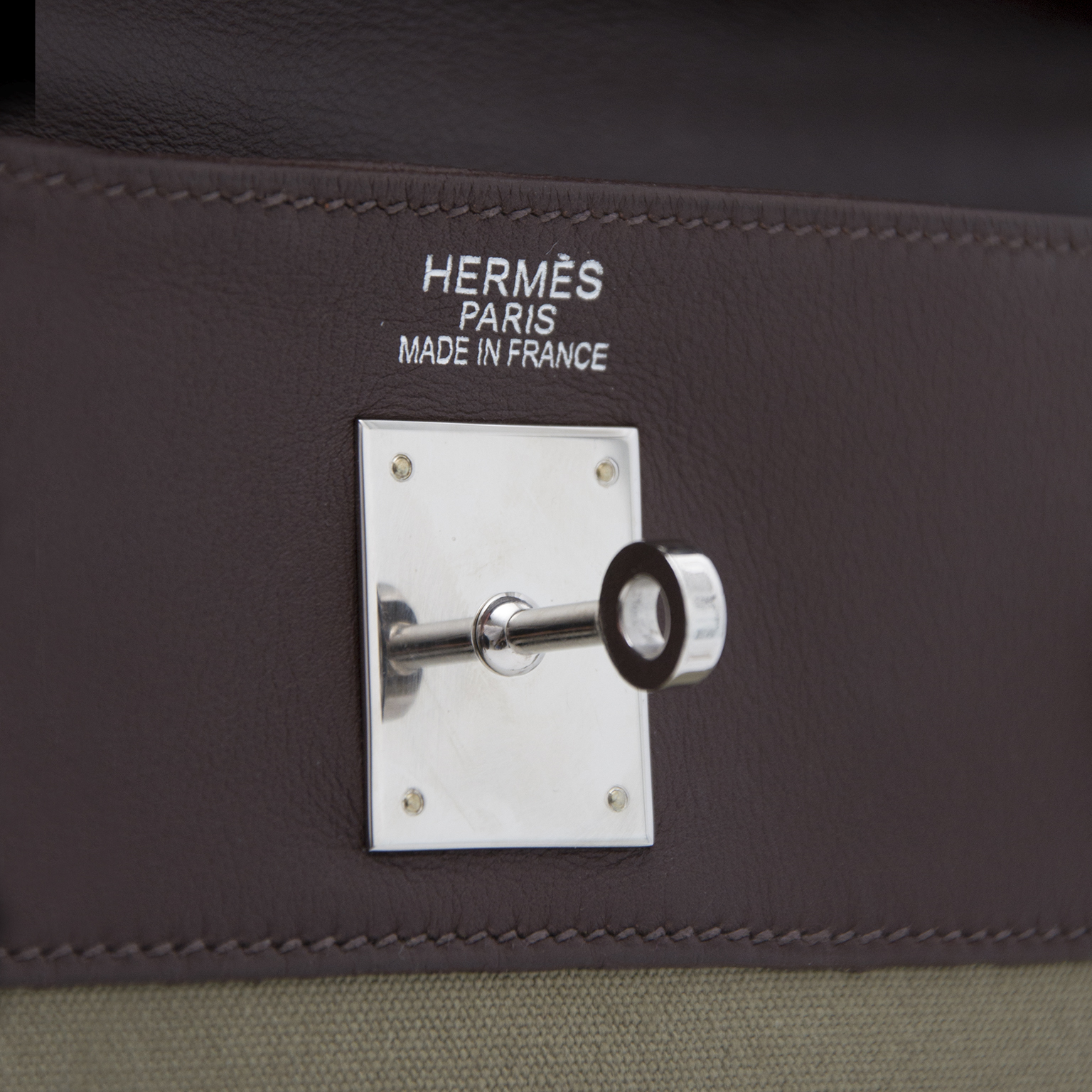 Hermès Kelly 35 Khaki Brown Canvas PHW ○ Labellov ○ Buy and Sell Authentic  Luxury