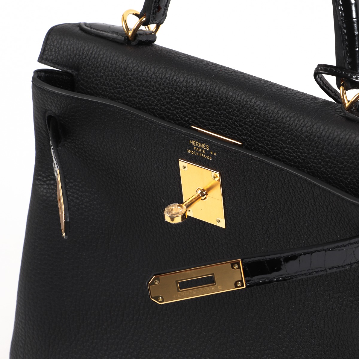 Hermès 2015 Kelly 28 Black Togo Gold Hardware ○ Labellov ○ Buy