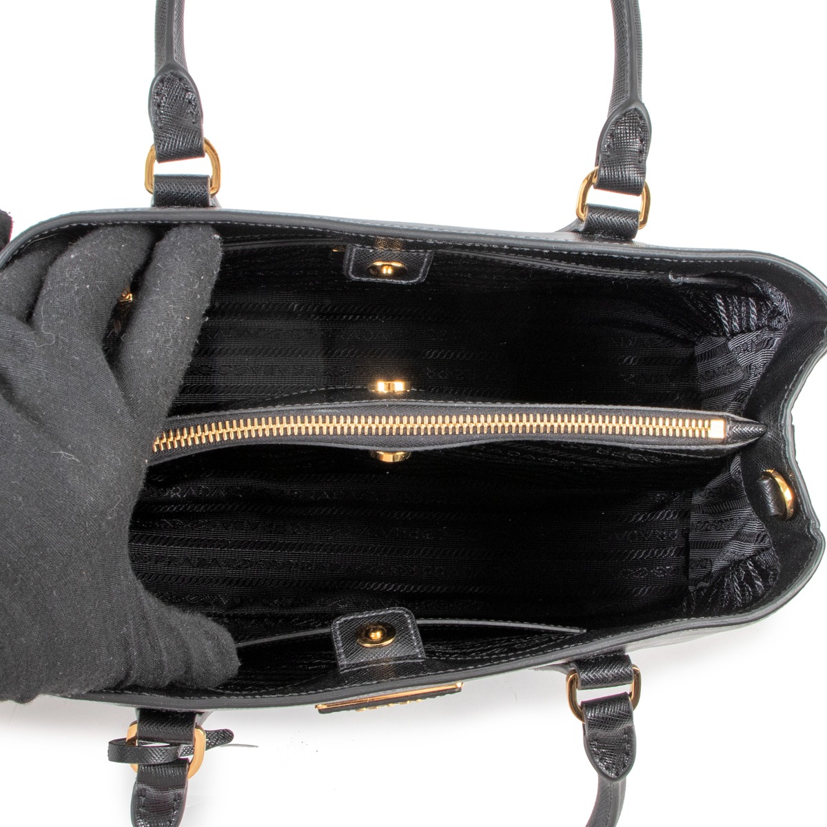 Buy Authentic, Preloved Prada Medium Saffiano Lux Promenade Black Bags from  Second Edit by Style Theory