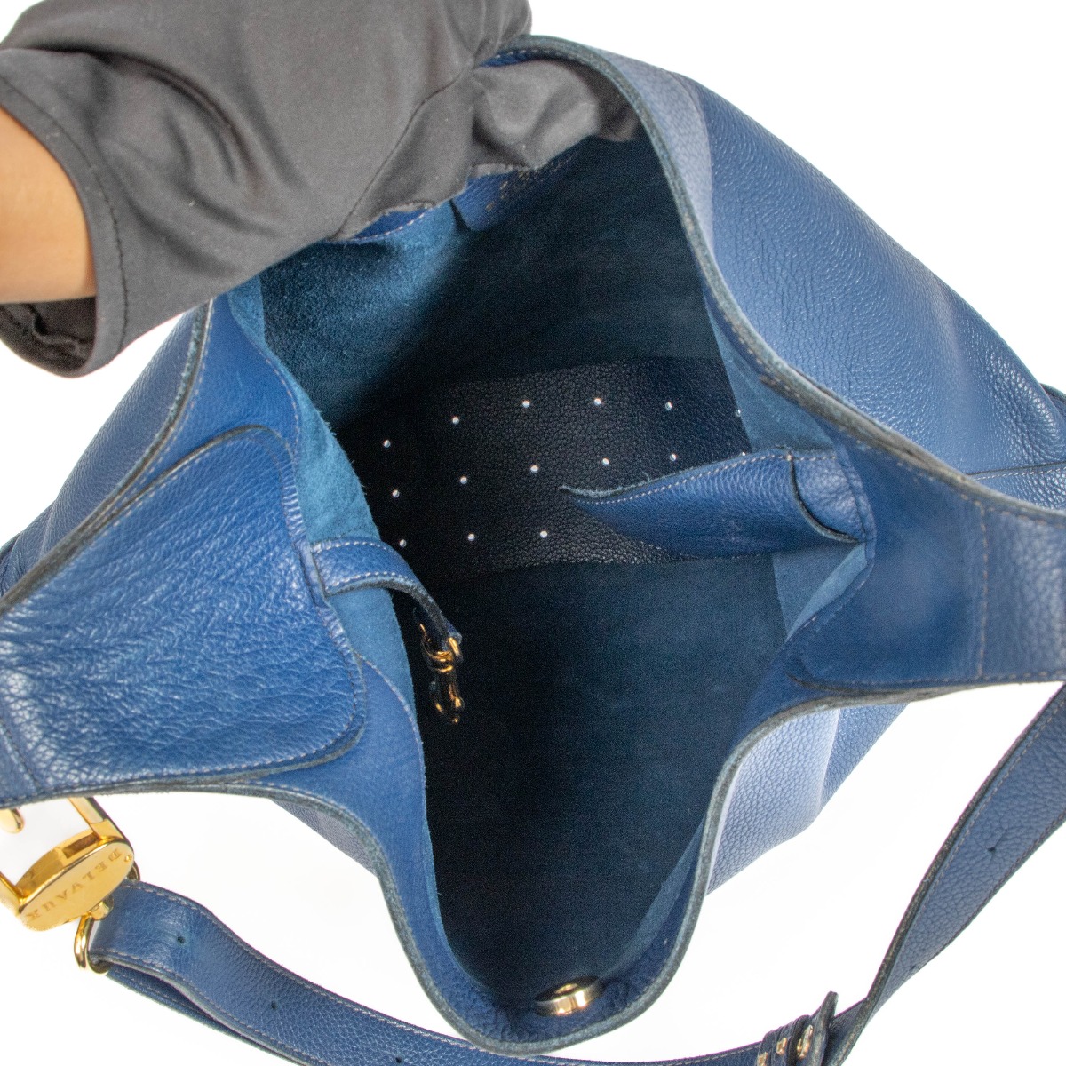 Handtas gemerkt Delvaux, donkerblauwe Pin Bag, model Satan