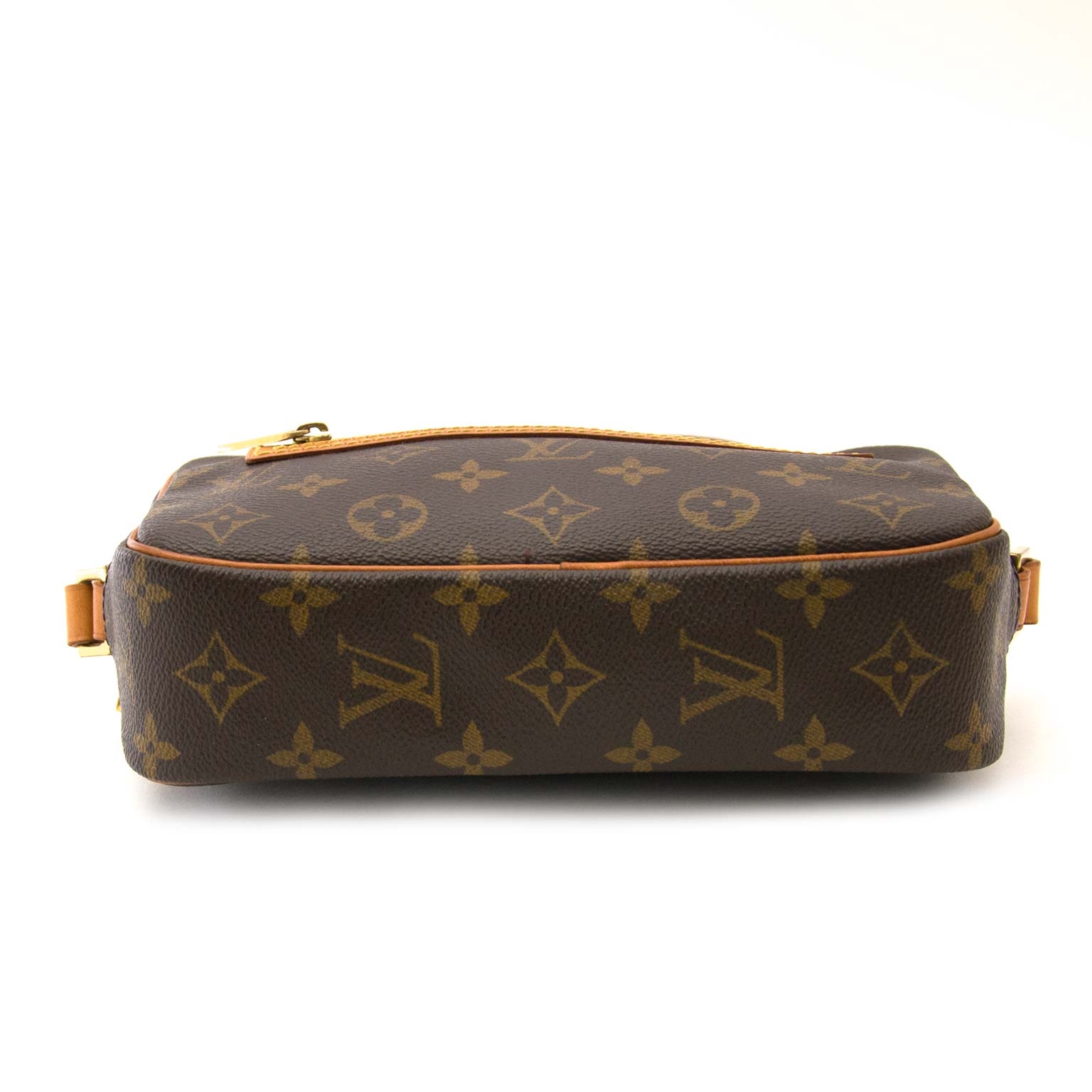 Louis Vuitton Monogram Cite Pochette ○ Labellov ○ Buy and Sell Authentic  Luxury