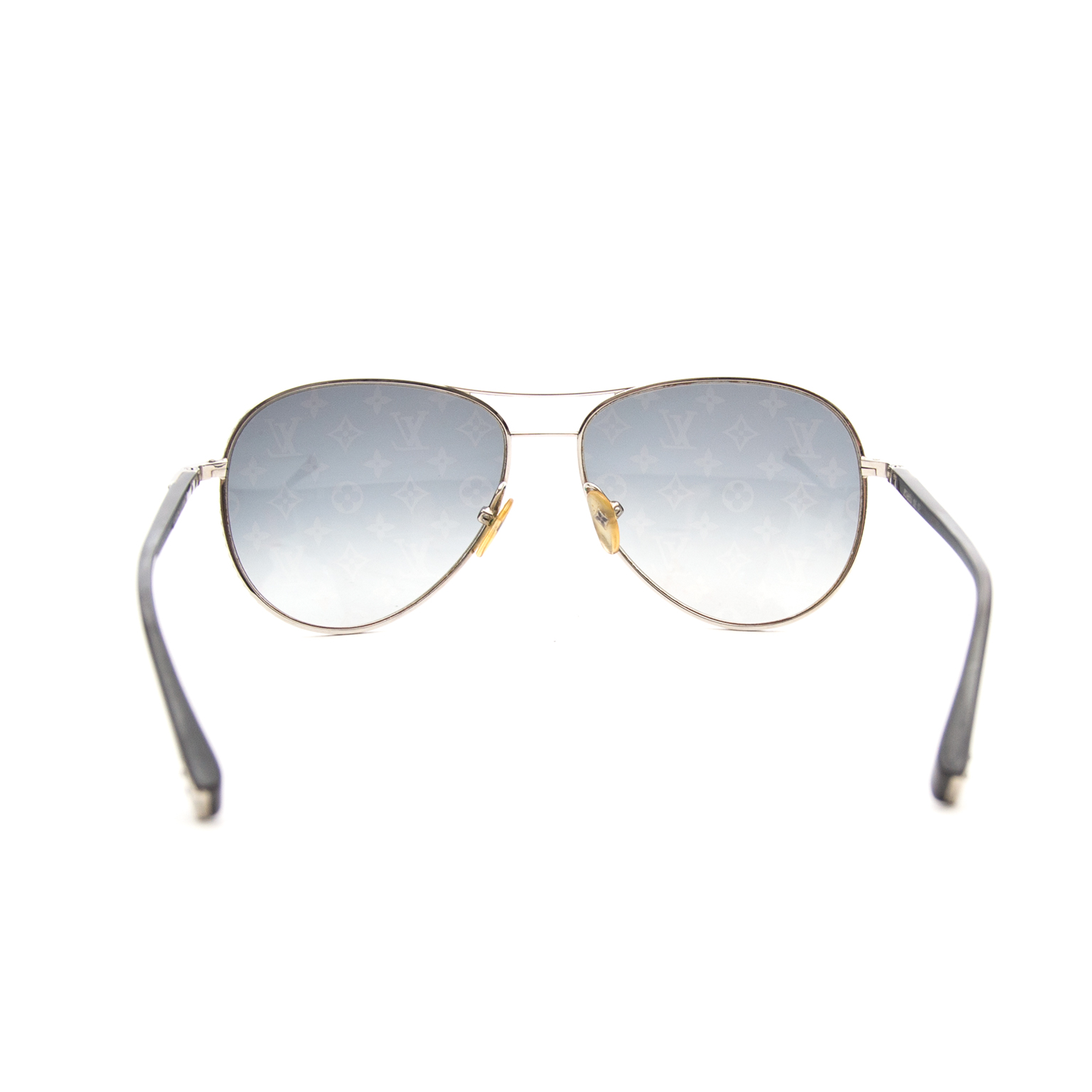 Louis Vuitton 2023 The LV Pilot Sunglasses - Gold Sunglasses, Accessories -  LOU810472