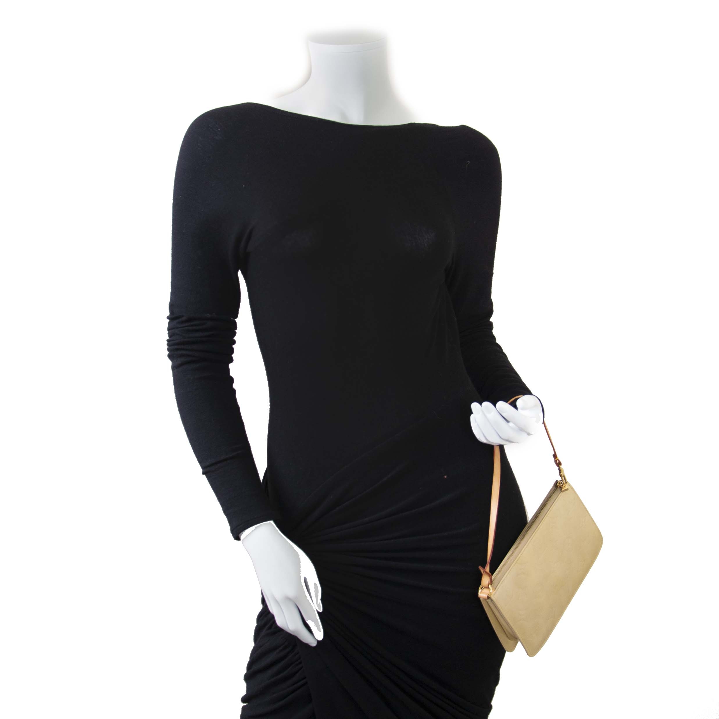 Louis Vuitton Beige Monogram Vernis Lexington Pochette Bag ○ Labellov ○ Buy  and Sell Authentic Luxury