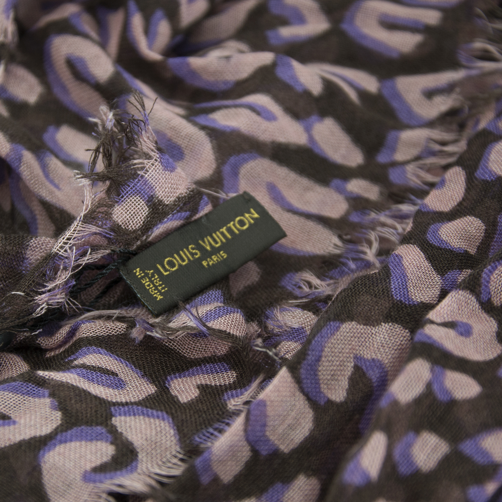 Louis Vuitton Pink Cashmere Leopard Stole Stephen Sprouse ref.235283 - Joli  Closet