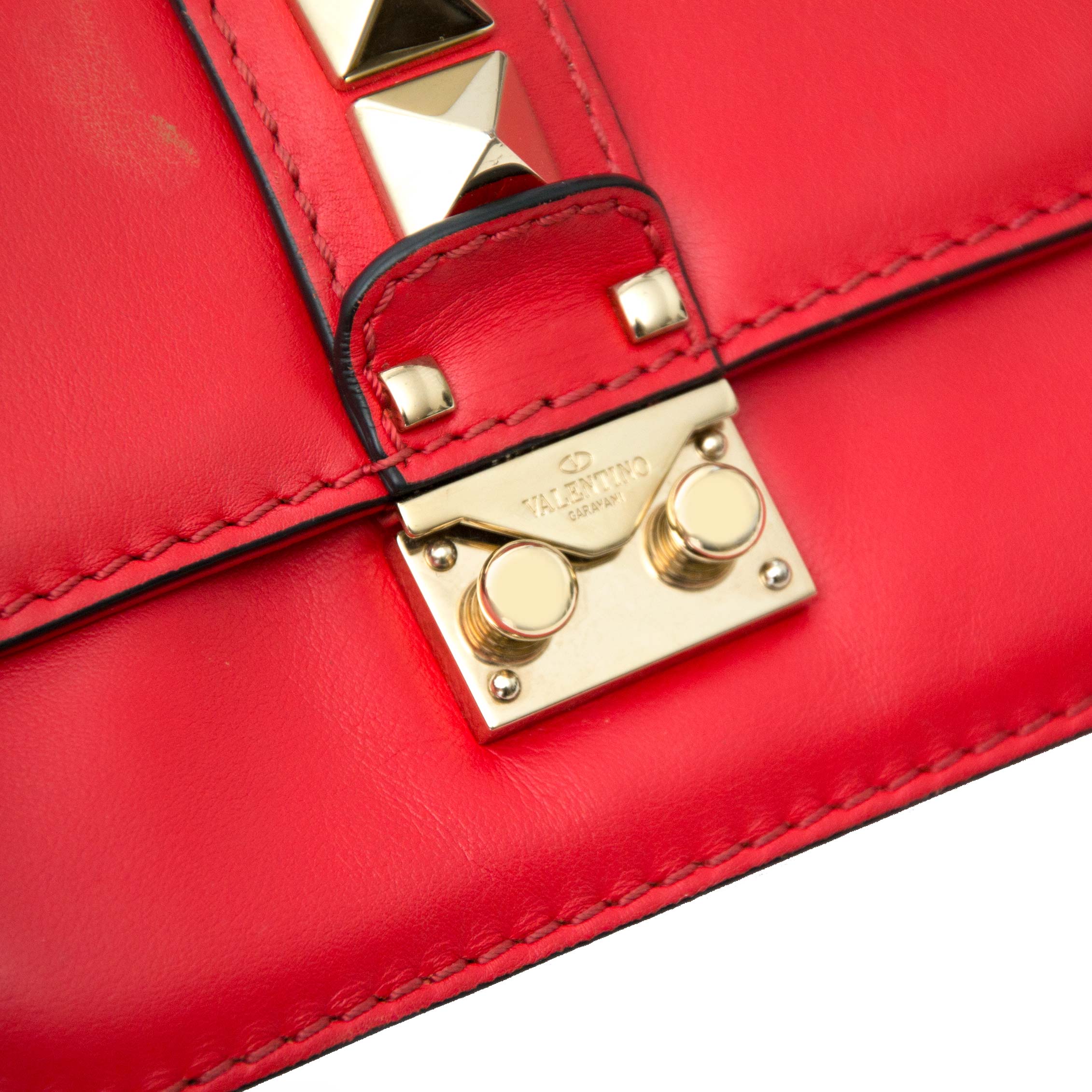 VALENTINO GARAVANI Patent Large Glam Lock Rockstud Flap Red 1262915