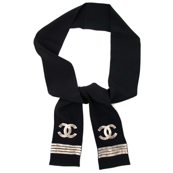 CHANEL Black White Silk CC Twilly Scarf Bandeau – AYAINLOVE