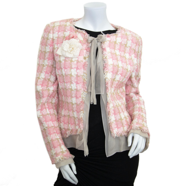 Chanel Pink Tweed Jacket - size FR42 Labellov Buy and Sell Authentic Luxury