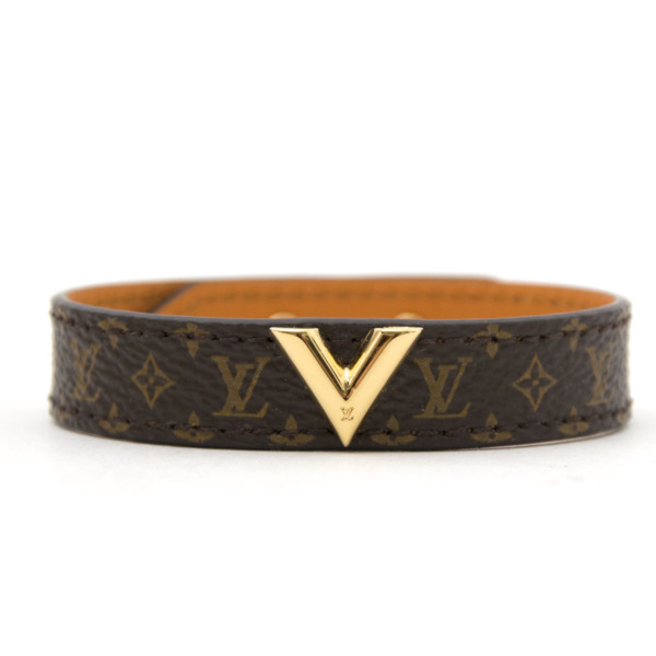 Louis Vuitton Essential V Bracelet Black EPI – STYLISHTOP