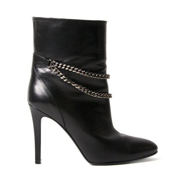 Saint Laurent Chain-Detail Ankle Boots - Size 37 Labellov Buy and Sell ...